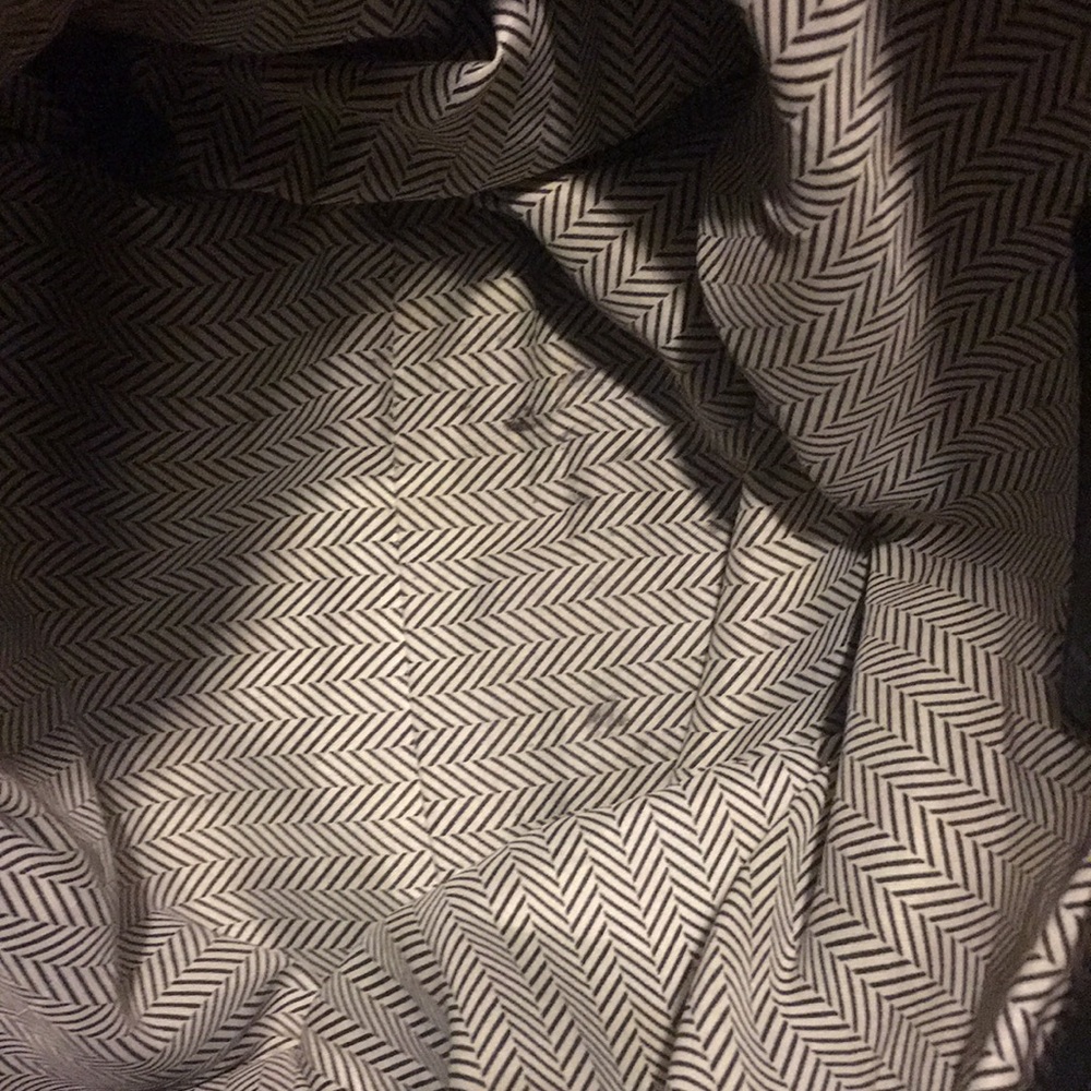 Steve Madden Tote Bag - Picture 14 of 16